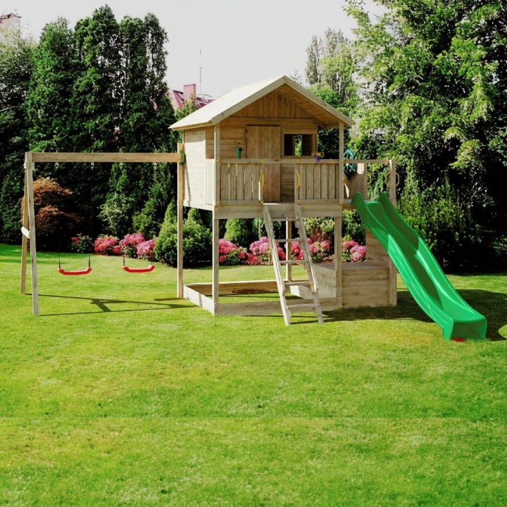 Fungoo Sunshine Holzspielhaus mit Rutsche und zwei Schaukeln
