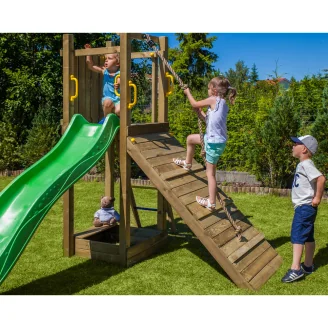 Funny 3 Holzspielplatz mit Klettergerüst, Sandkasten und Rutsche