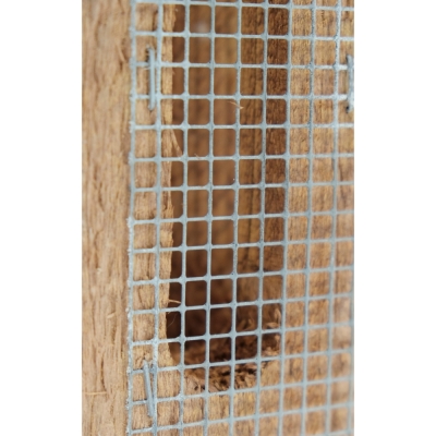Vogelfutterstation Finch aus Nadelholz 10,5 x 10,5 x 18,5 cm
